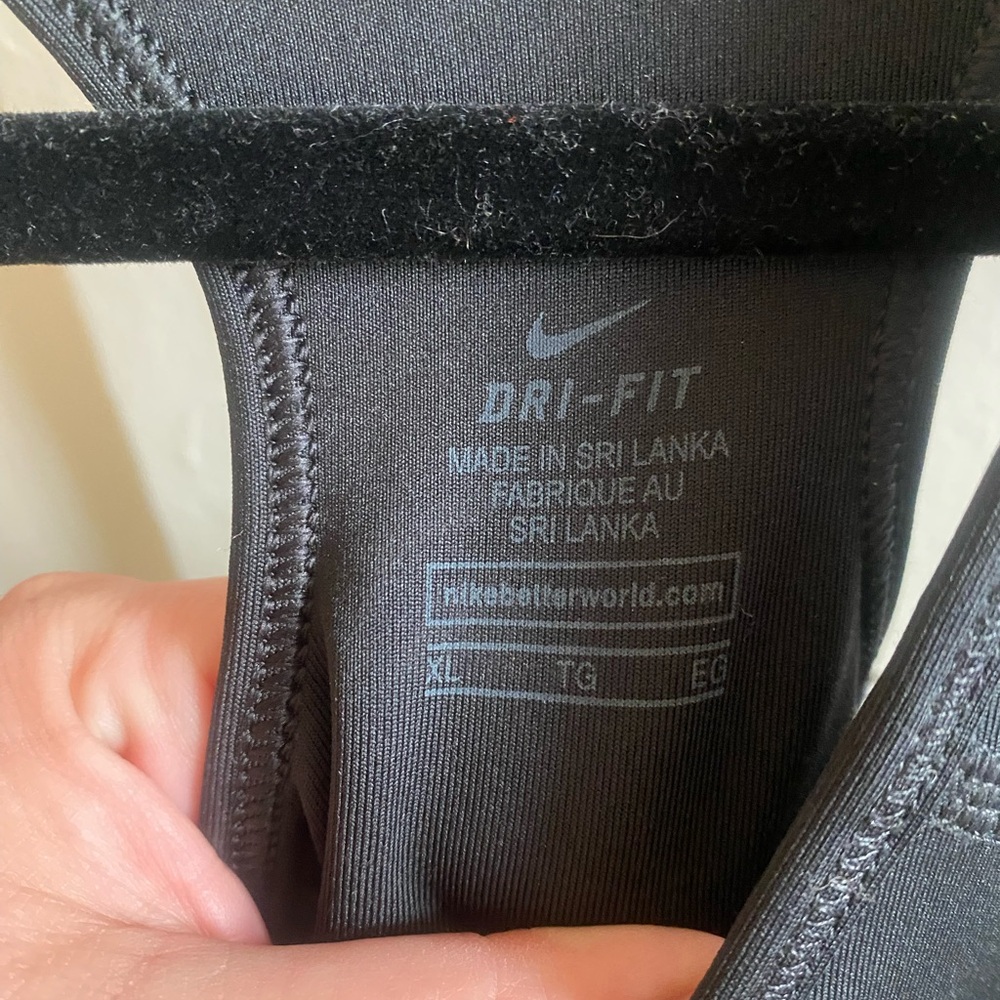 Nike Dri-FIT Racerback Sports Bra - Picture 3 of 3